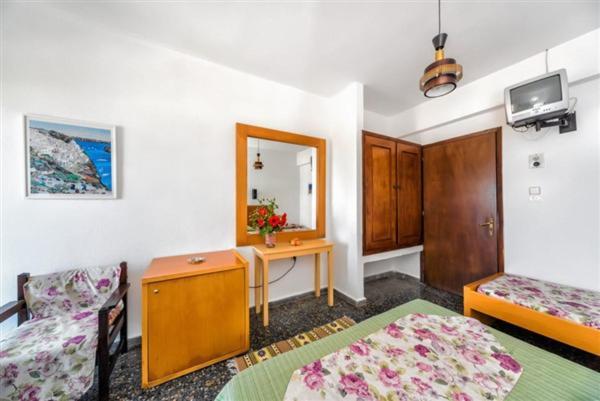 Harmony Hotel & Studio Малиа Экстерьер фото